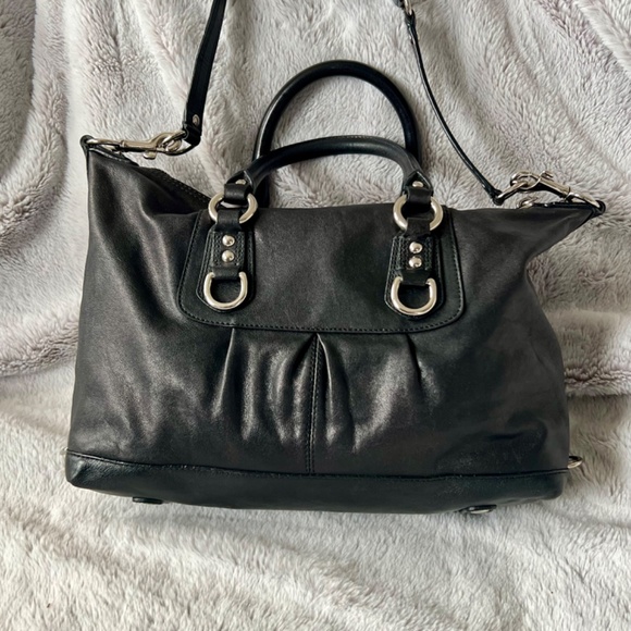 Coach leather shoulder bag with matching leather wallet - Picture 4 of 12